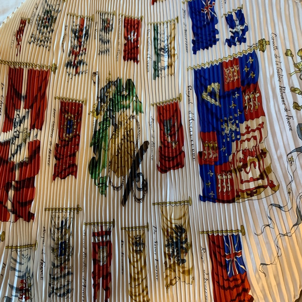 Hermes Plisse Pleated Silk Scarf - flags Made in France vintage rare - Picture 11 of 13